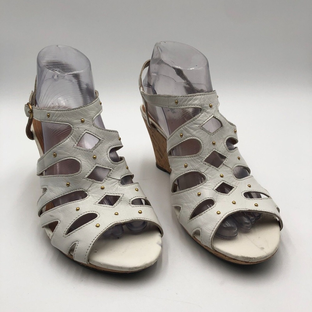 Clarks Artisan White Leather Cork Wedge Sandals 9.5M Silver Stud Detail Strappy‎
